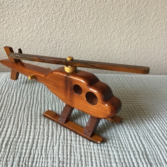 Handmade wooden helicopter - Picture 2 of 6
